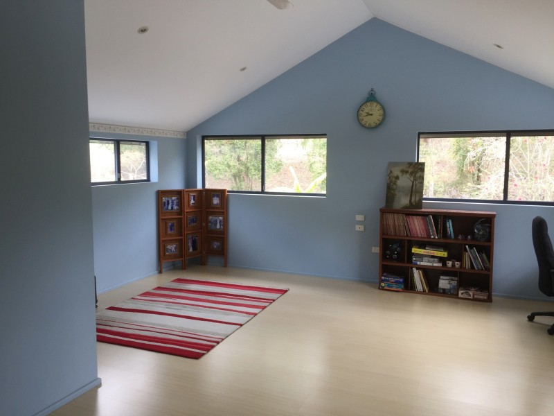 3 Louise Court, Branyan QLD 4670