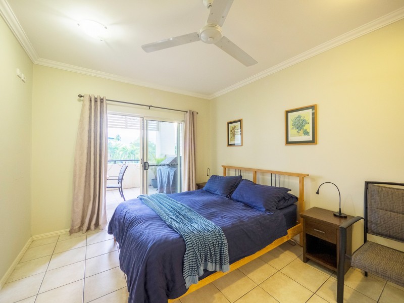 17/304 Lake Street, Cairns North QLD 4870