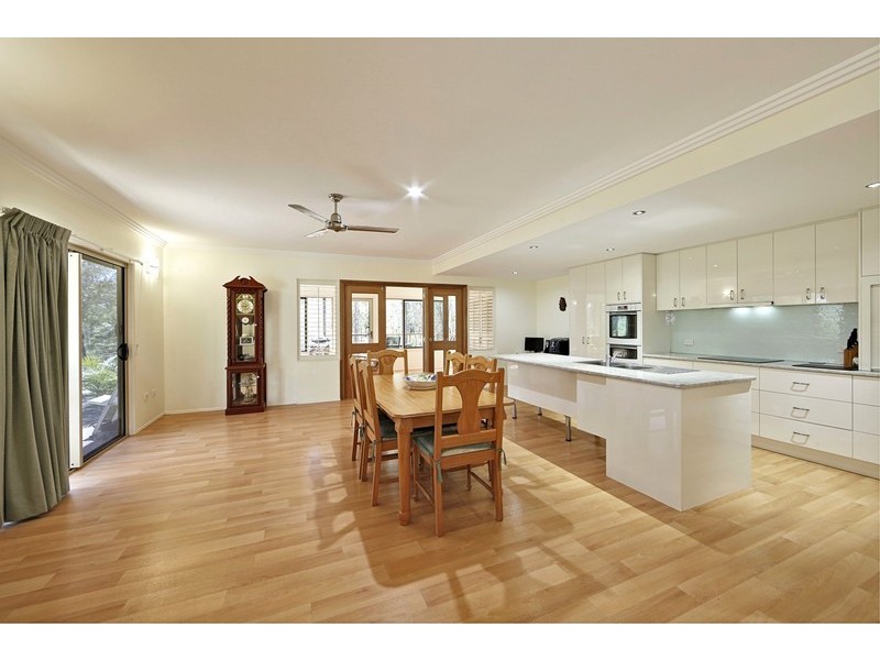 2A Crow Street, Kensington QLD 4670