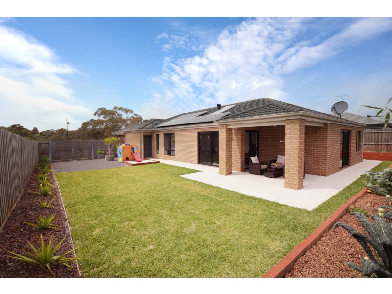 23 Darriwell Drive, Bannockburn VIC 3331