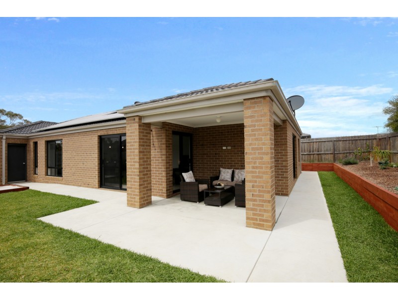 23 Darriwell Drive, Bannockburn VIC 3331
