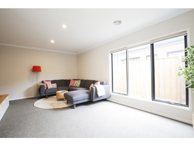 53 Manna Gum Drive, Mount Duneed VIC 3216