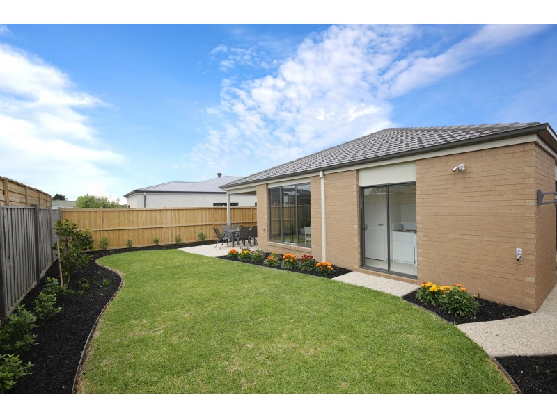 53 Manna Gum Drive, Mount Duneed VIC 3216