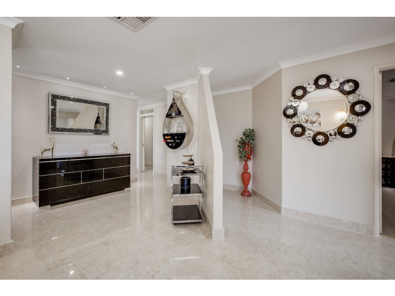 17 Hove Place, Warnbro WA 6169