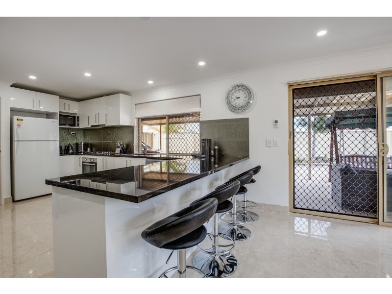 17 Hove Place, Warnbro WA 6169