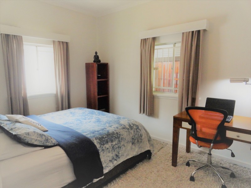 10 Stimpson Street, Fairfield QLD 4103