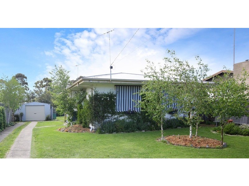 24 Curlew Crescent, Norlane VIC 3214