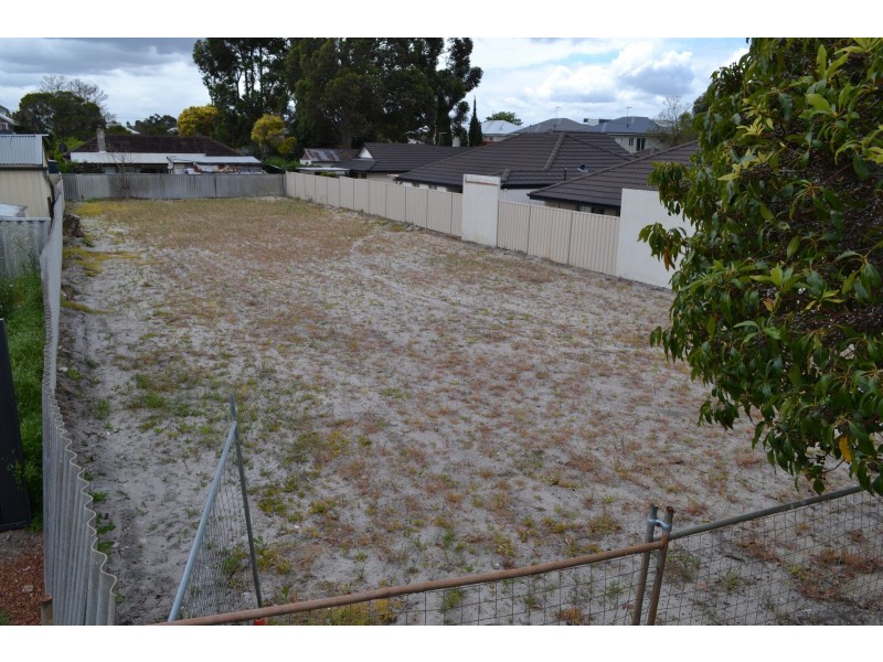 15 Hehir Street, Belmont WA 6104