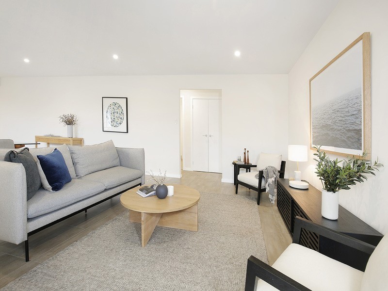 15 Bartlett Crescent, Calderwood NSW 2527