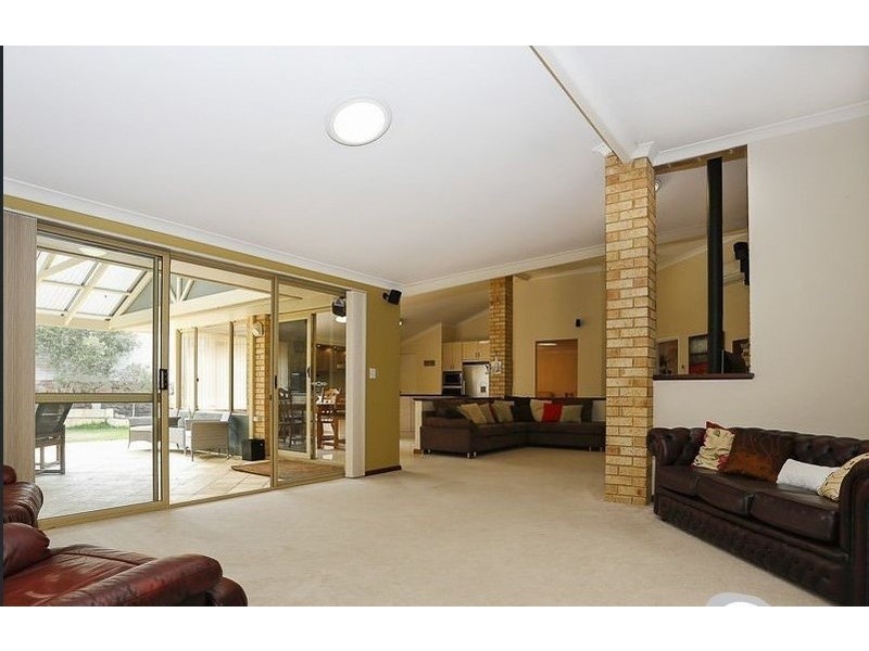 31 Tees Court, Mindarie WA 6030