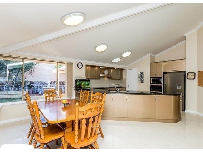 31 Tees Court, Mindarie WA 6030