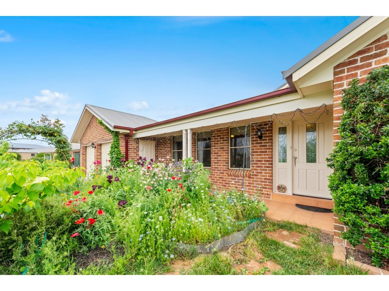10 Marriott Avenue, Kelso NSW 2795