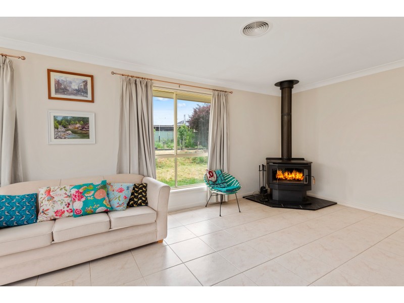 10 Marriott Avenue, Kelso NSW 2795