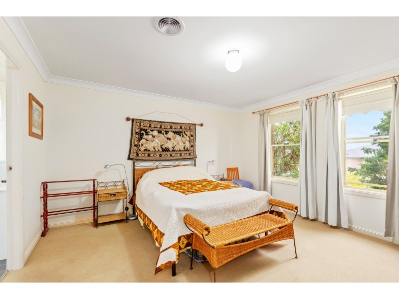 10 Marriott Avenue, Kelso NSW 2795