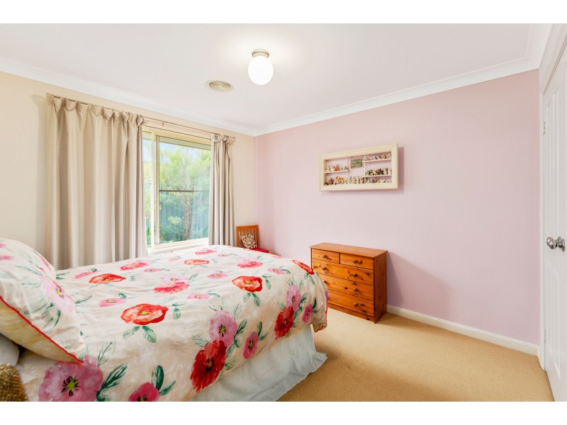 10 Marriott Avenue, Kelso NSW 2795