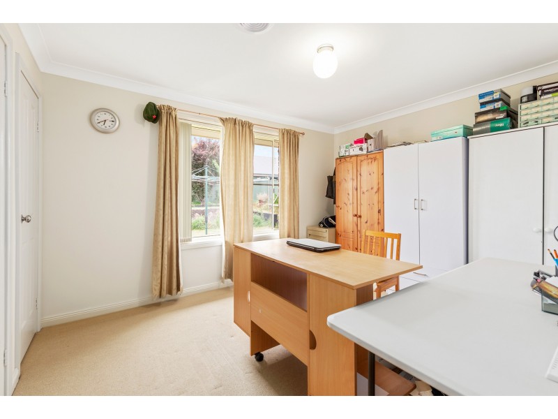 10 Marriott Avenue, Kelso NSW 2795