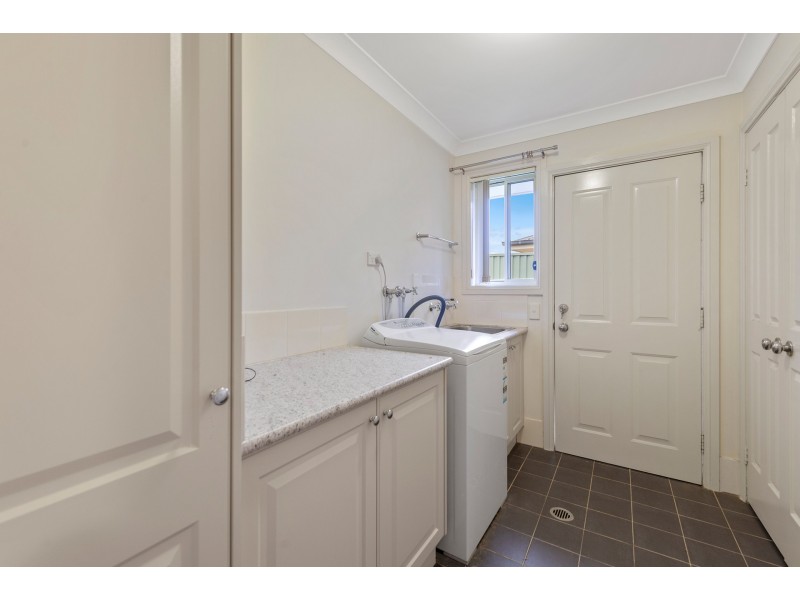 10 Marriott Avenue, Kelso NSW 2795