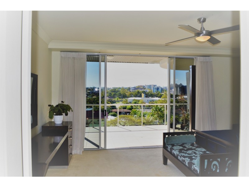 25/21 Smith Street, Mooloolaba QLD 4557