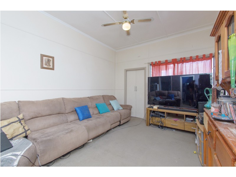 14 Patrick Street, Lowood QLD 4311