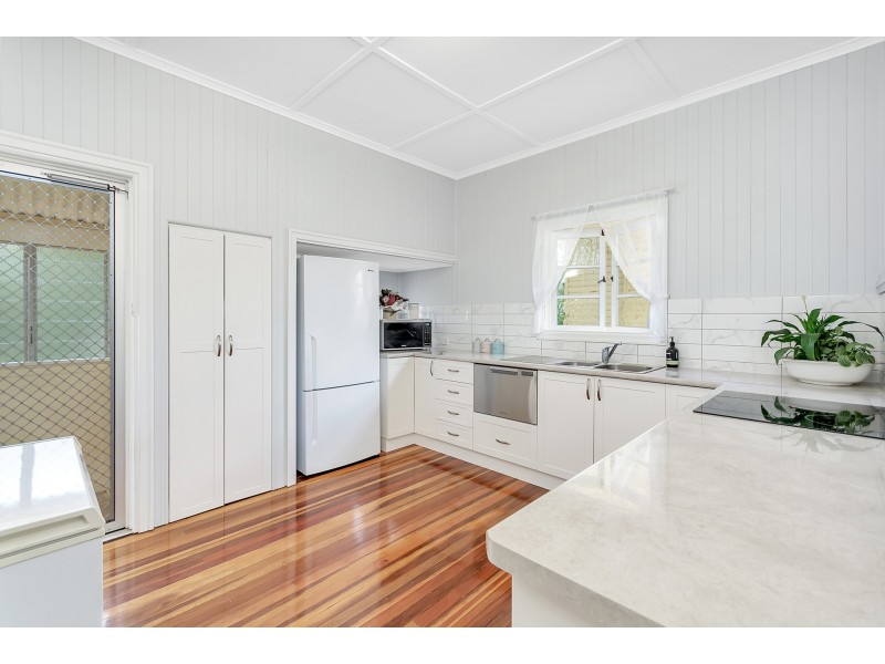 22 Ferrett Street, Sadliers Crossing QLD 4305