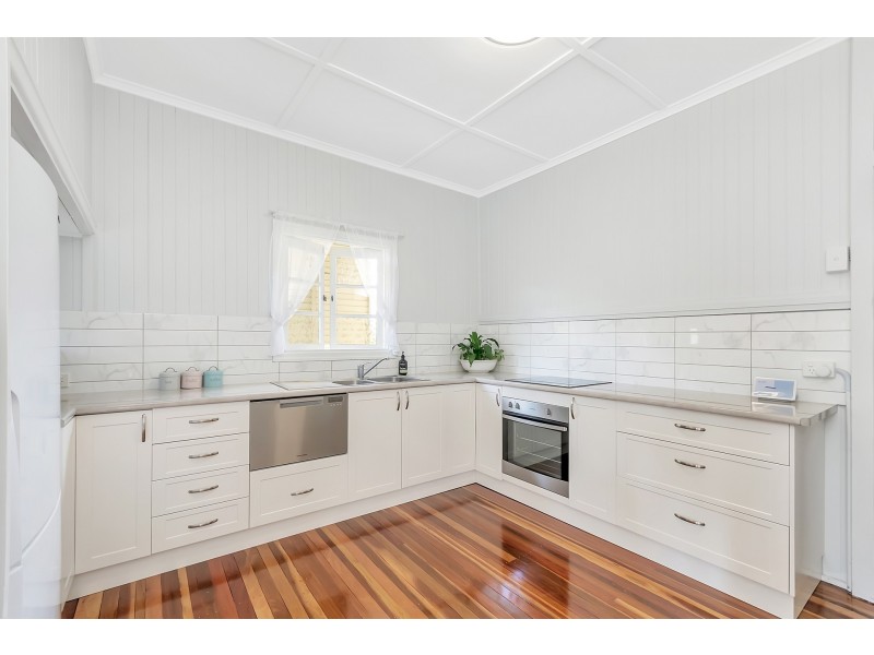 22 Ferrett Street, Sadliers Crossing QLD 4305