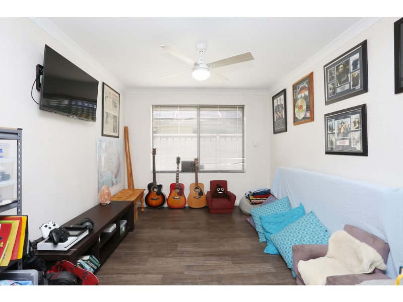 129 Thundelarra Drive, Golden Bay WA 6174