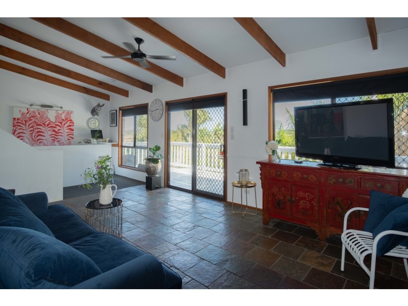 22 Bronzewing Close, Elanora QLD 4221