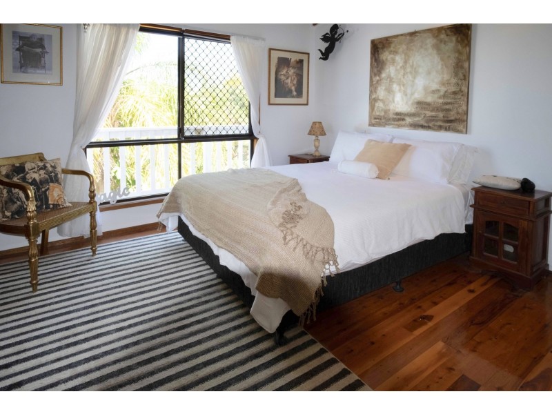 22 Bronzewing Close, Elanora QLD 4221
