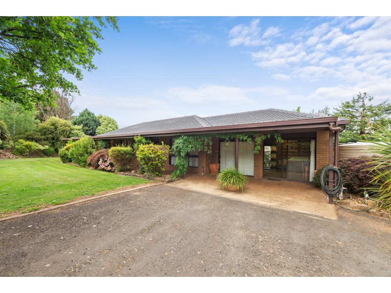 138 Cottams Road, Batlow NSW 2730