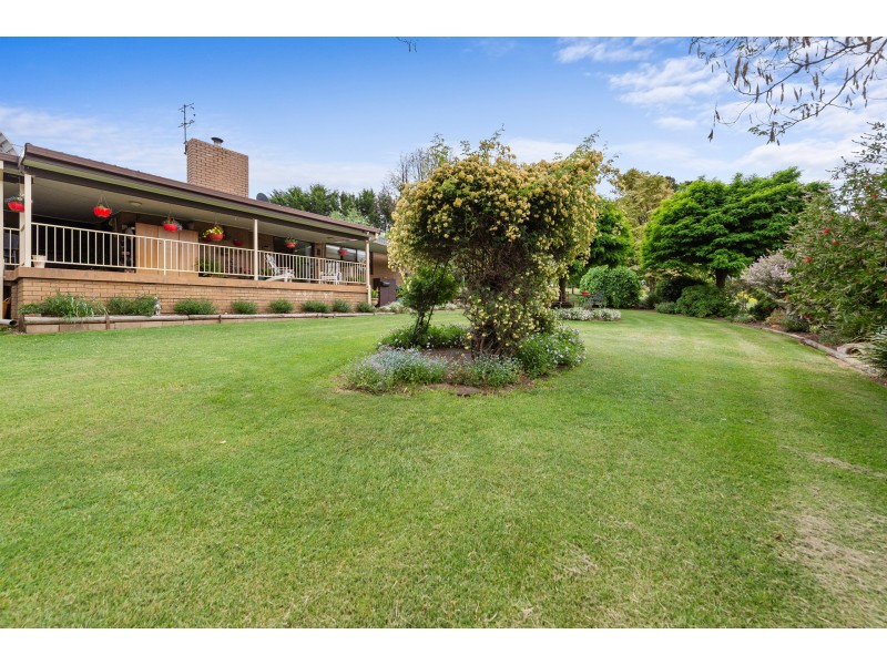 138 Cottams Road, Batlow NSW 2730