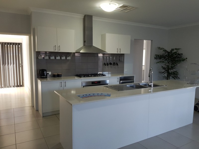 24 Karinga Way, Harrisdale WA 6112