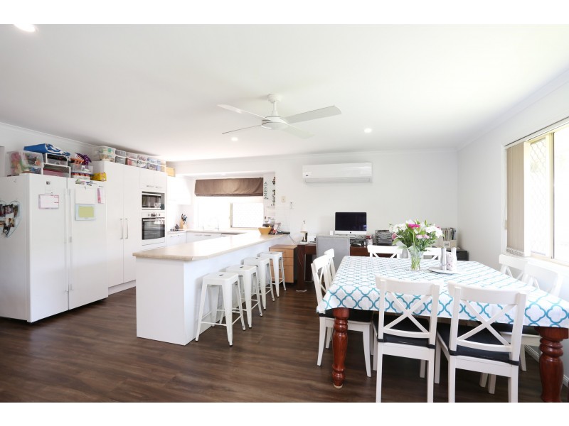 5 Nottinghill Place, Oxenford QLD 4210