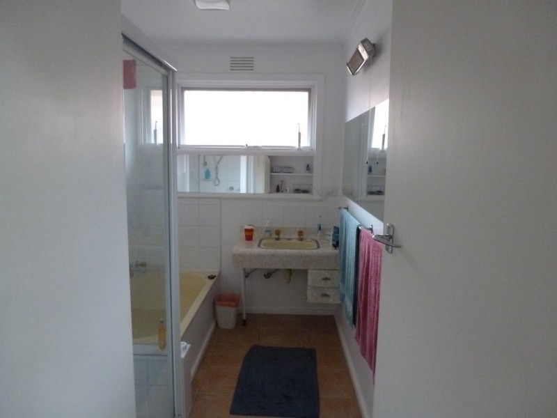 6 Loyola Court, Watsonia VIC 3087