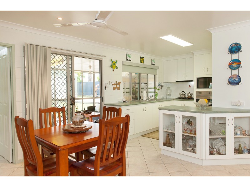 9 Springcliffe Drive, Seaforth QLD 4741