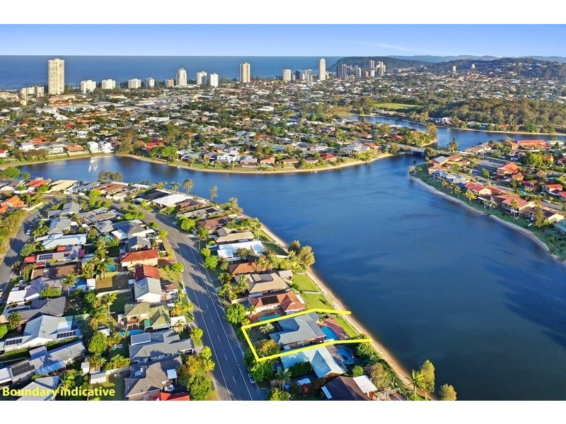 38 Honeyeater Drive, Burleigh Waters QLD 4220