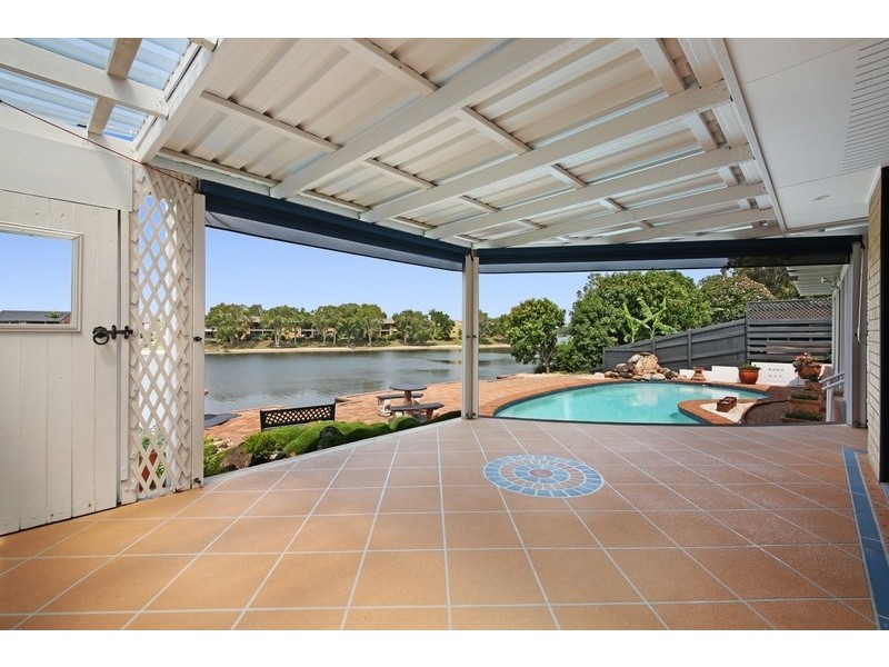 38 Honeyeater Drive, Burleigh Waters QLD 4220