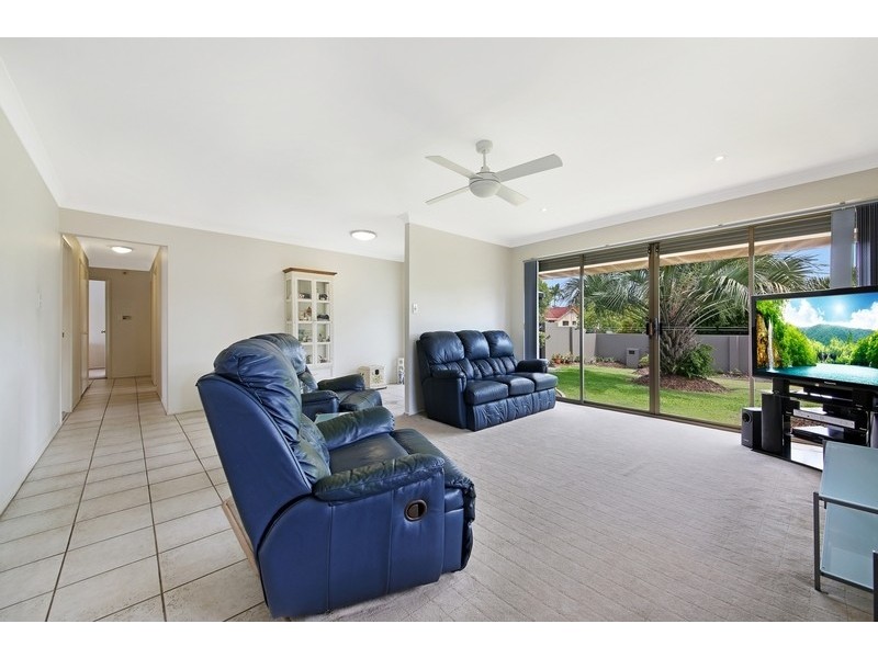 38 Honeyeater Drive, Burleigh Waters QLD 4220