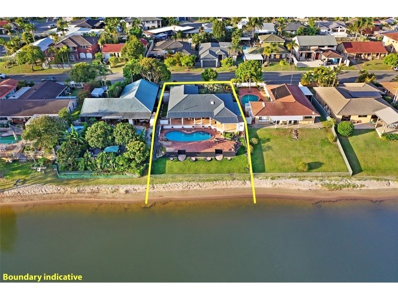 38 Honeyeater Drive, Burleigh Waters QLD 4220