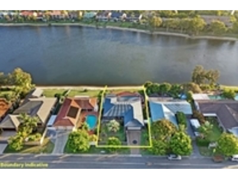 38 Honeyeater Drive, Burleigh Waters QLD 4220
