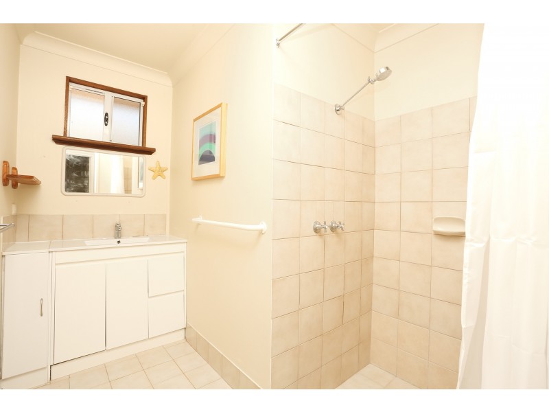 1 Wave Walk, Peppermint Grove Beach WA 6271