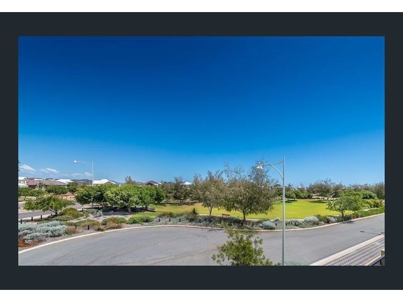 23 Bengello Place, Burns Beach WA 6028