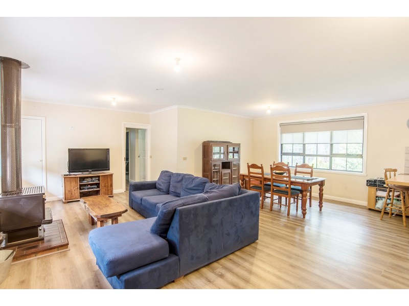 242 Knotts Siding Road, Rawson VIC 3825