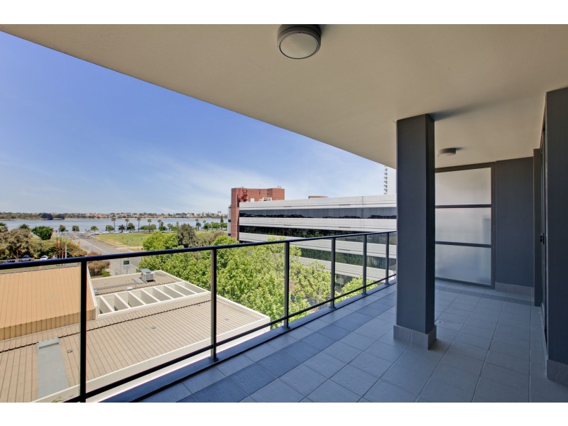 13/18 Plain street, East Perth WA 6004