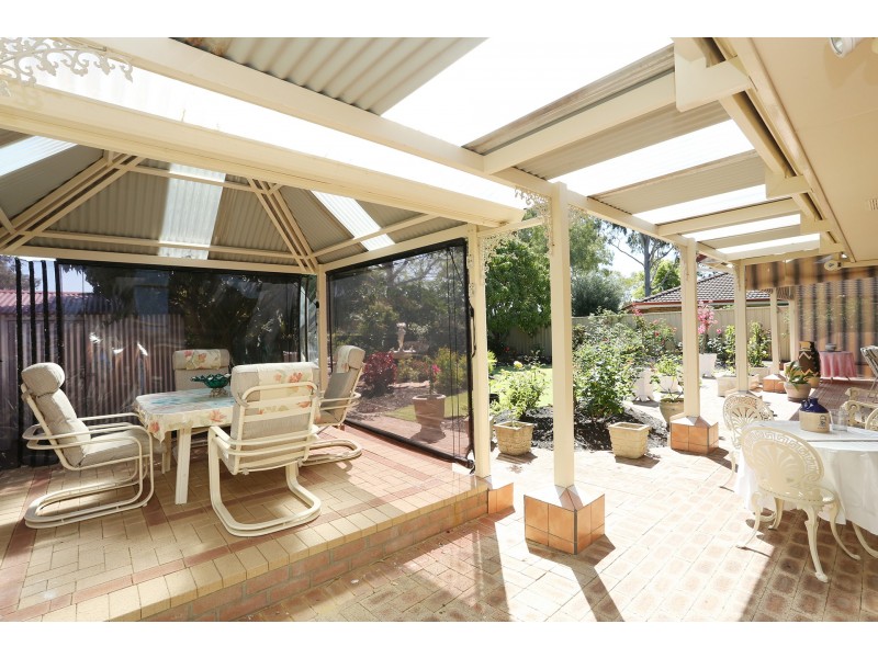 23 Stonecreek Close, Thornlie WA 6108