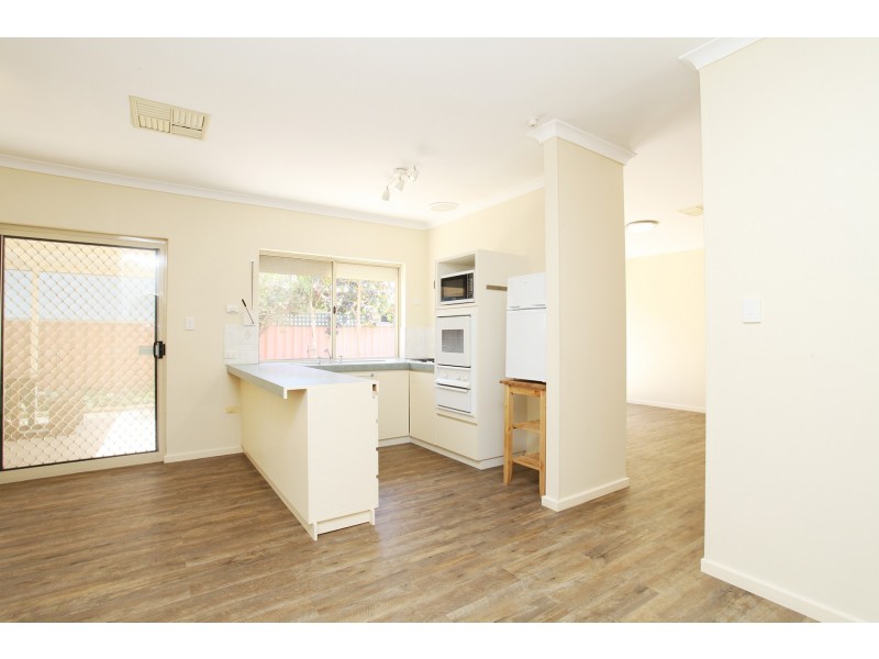 4/140 West Road, Bassendean WA 6054