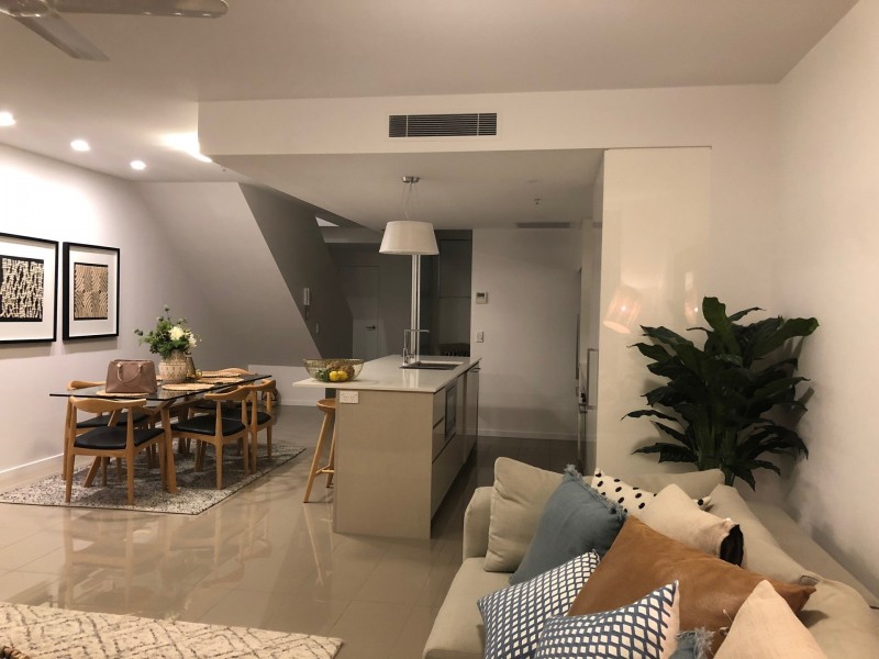 1105/378 Marine Parade, Labrador QLD 4215
