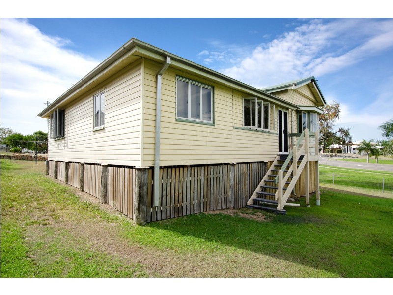 2 Fisher Street, West Gladstone QLD 4680