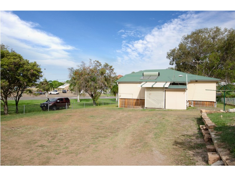 2 Fisher Street, West Gladstone QLD 4680