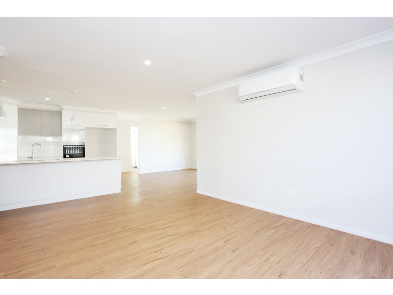 58 Shelby Street, Glenvale QLD 4350