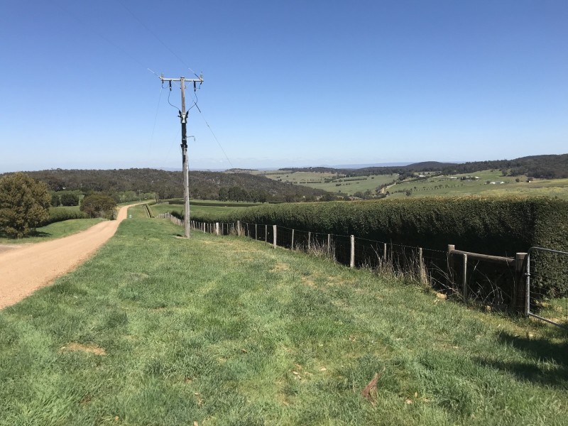 518-520 Benson Road, Toolern Vale VIC 3337